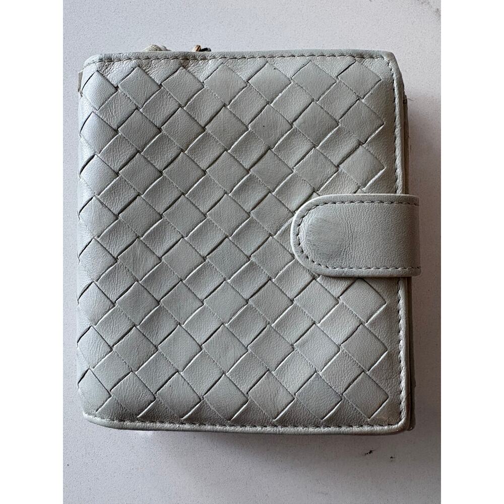 Bottega Veneta Intrecciato Compact Wallet - Ice Grey